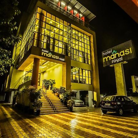 Hotel Manasi Royal ซาตารา ภายนอก รูปภาพ