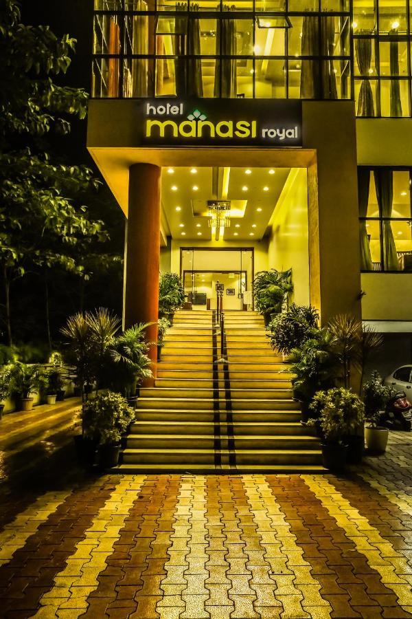 Hotel Manasi Royal ซาตารา ภายนอก รูปภาพ